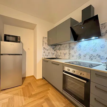 Luxury Porta Nuova Two-bedroom In * טורינו