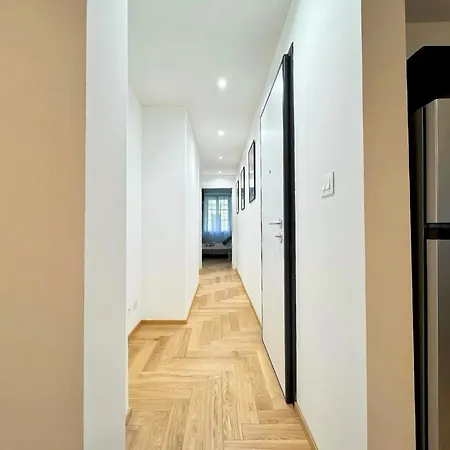 Luxury Porta Nuova Two-bedroom In * Torino