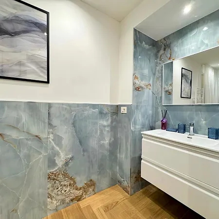Luxury Porta Nuova Two-bedroom In *