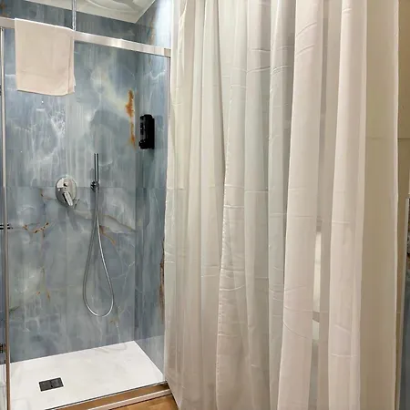 Luxury Porta Nuova Two-bedroom In Torino