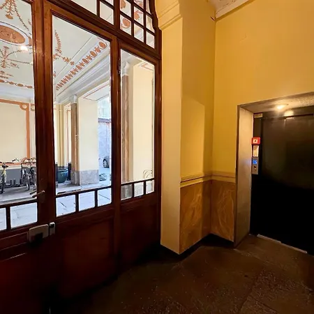 Luxury Porta Nuova Two-bedroom In Appartamento Torino